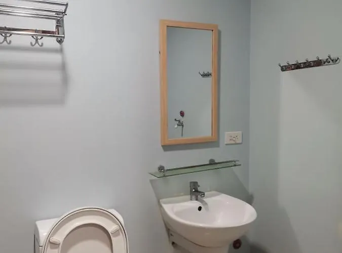 Horizon 101 A6 Beside Mango Bar,robinson Mall,free Pool,wifi,kitchen 3* 세부
